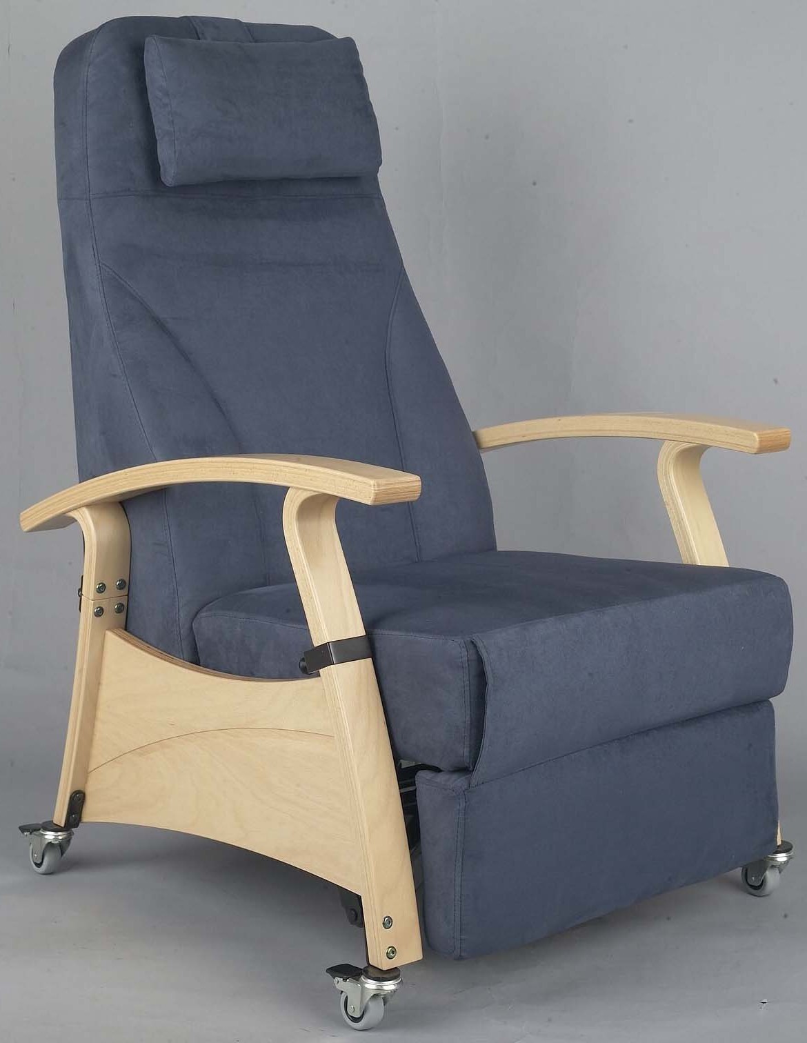 Relax Manuel - Otiumstol med hjul og manuel betjening