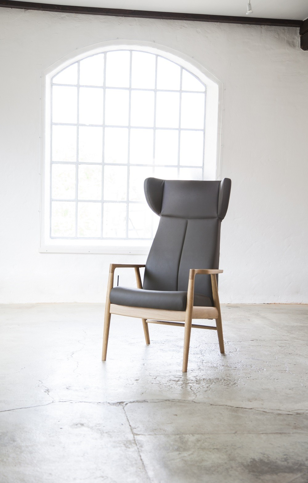 Farstrup Nobel 8920 Lænestol med øreklapper i læder