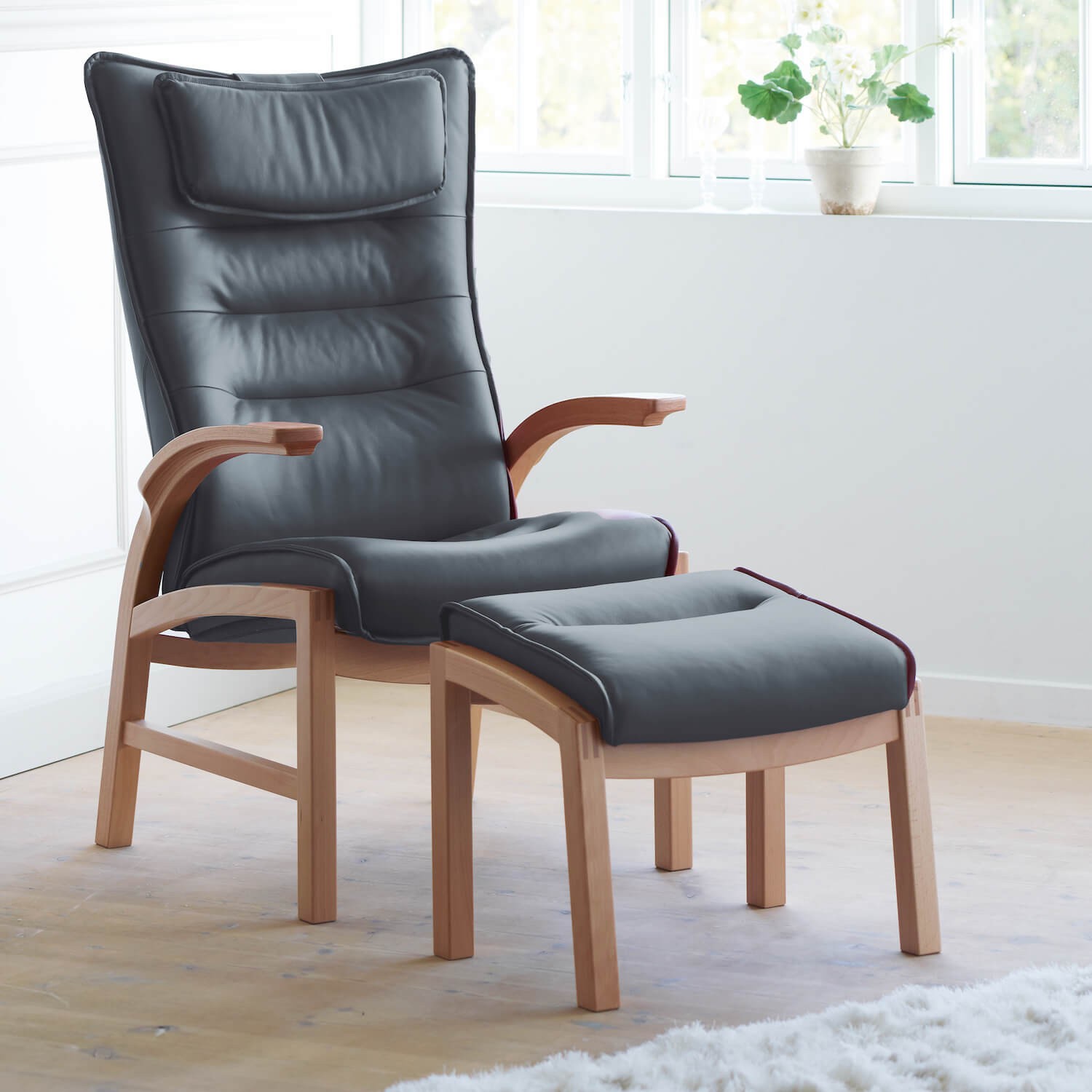 Farstrup Cantate 6010 Seniorstol i læder