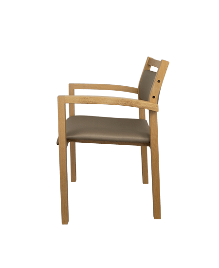 Farstrup Scala 2419 armstol med gribebøjle i læder