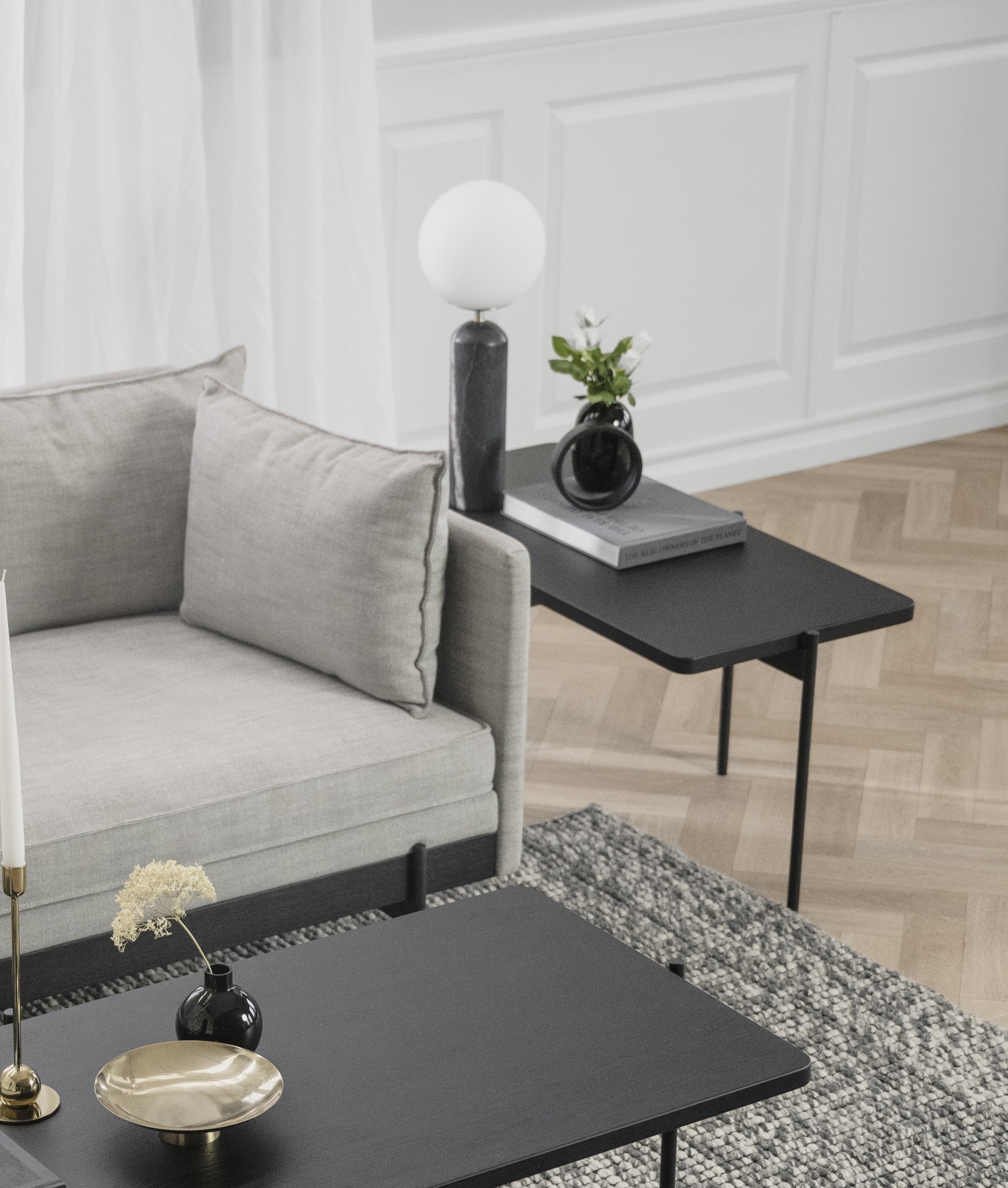 Rowico Home Shelton sofa-sidebord brun FSC mærket træ