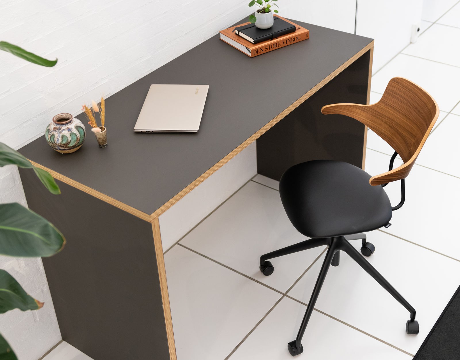 VL119 drejestol - flere variationer