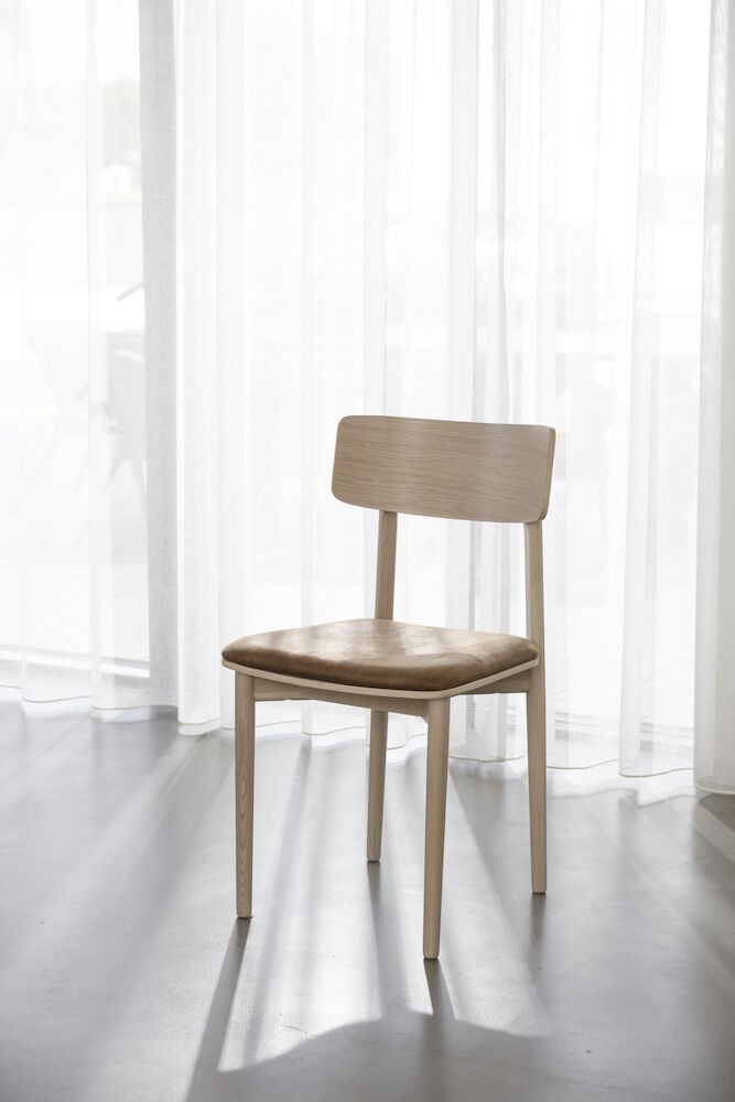 Wolcott Spisebordsstol, hvidolieret eg