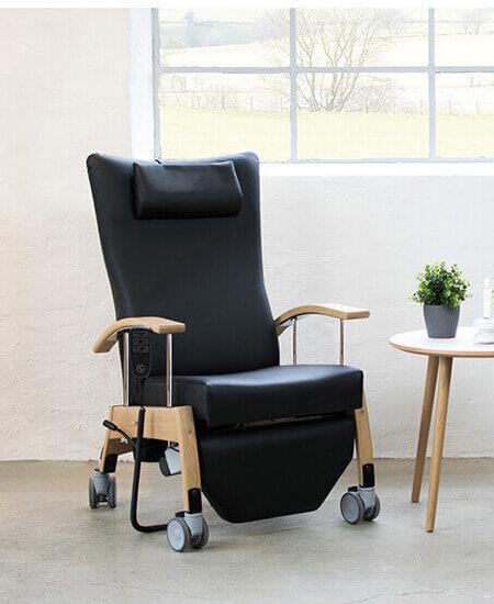 Farstrup Home-Line 6341 Funktionsstol i læder eller kunstlæder