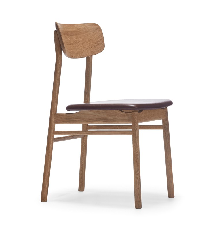 Stolab Prima Vista i Eg spisebordsstol