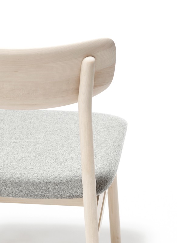 Stolab Prima Vista i Birk spisebordsstol