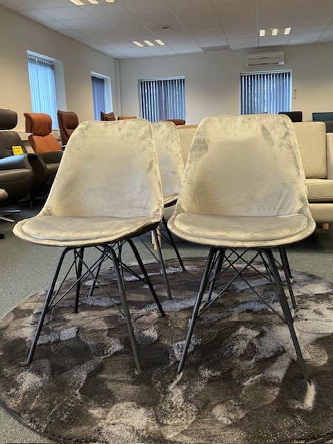 Spisestuestol grå velour (4 stk. sæt pris!)    Udstillingsmodel