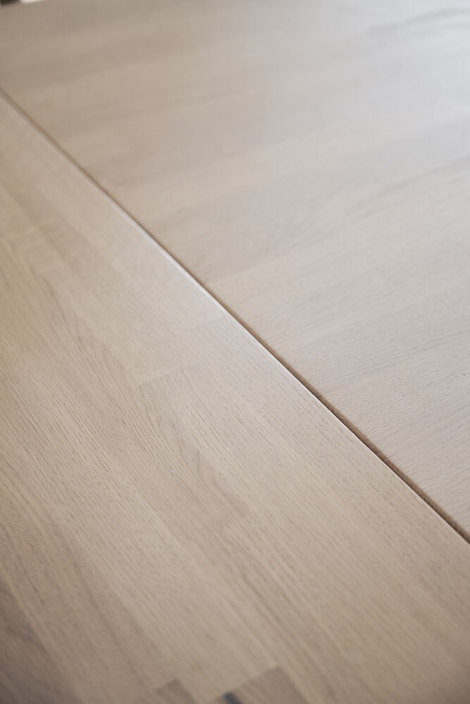 Markham tillægsbordplade i hvidpigmenteret eg