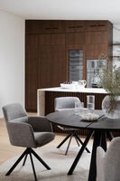 Gladstone spisebordsstol i mørk beige tekstil, 360 graders dreje- og vippefunktion