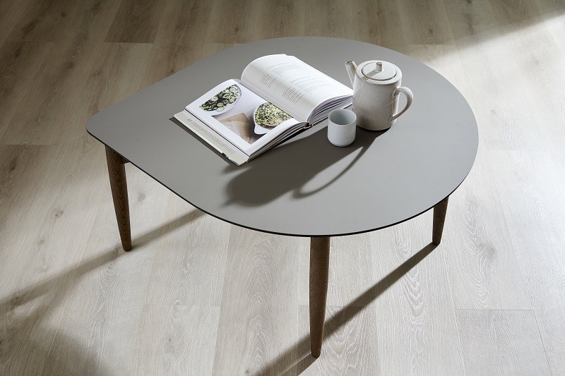 Katrine sofabord, ballon-formet