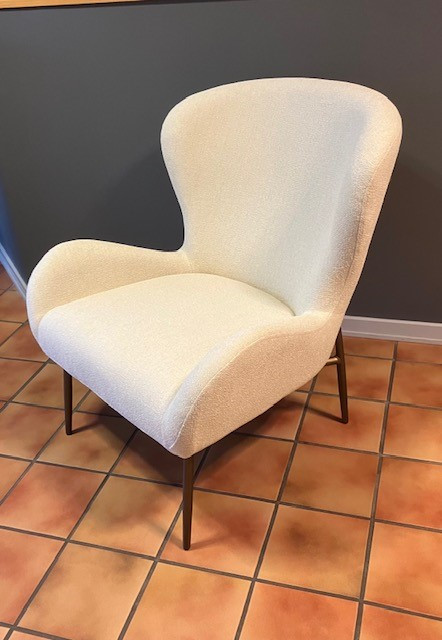 Glam loungestol med lav ryg - tekstil bouclé