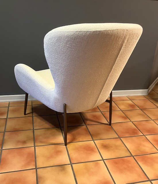 Glam loungestol med lav ryg - tekstil bouclé