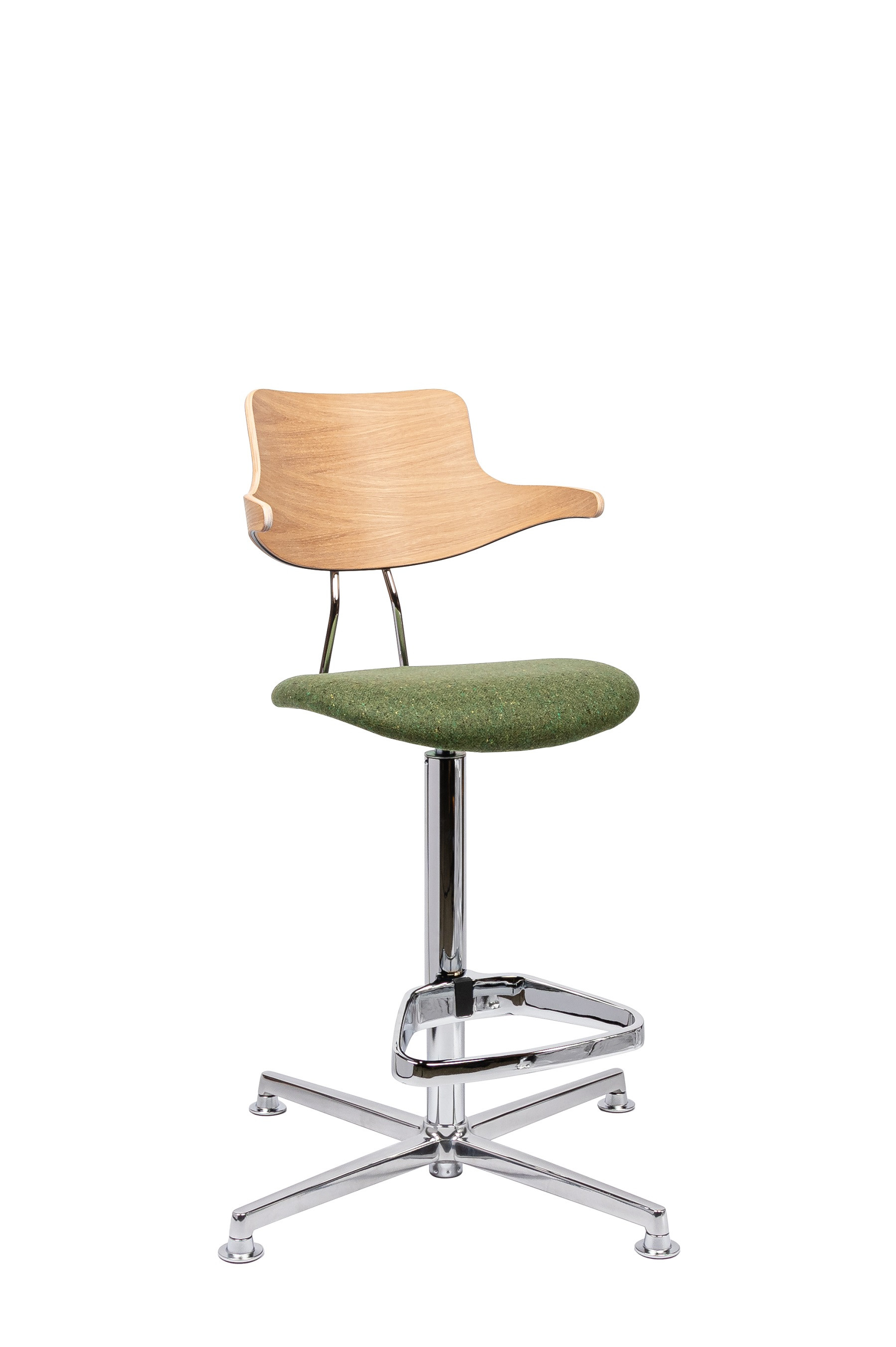 VL120 barstol fra Vermund med træ ryg og polstret sæde