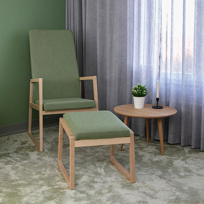 Saga fodskammel til otiumstol