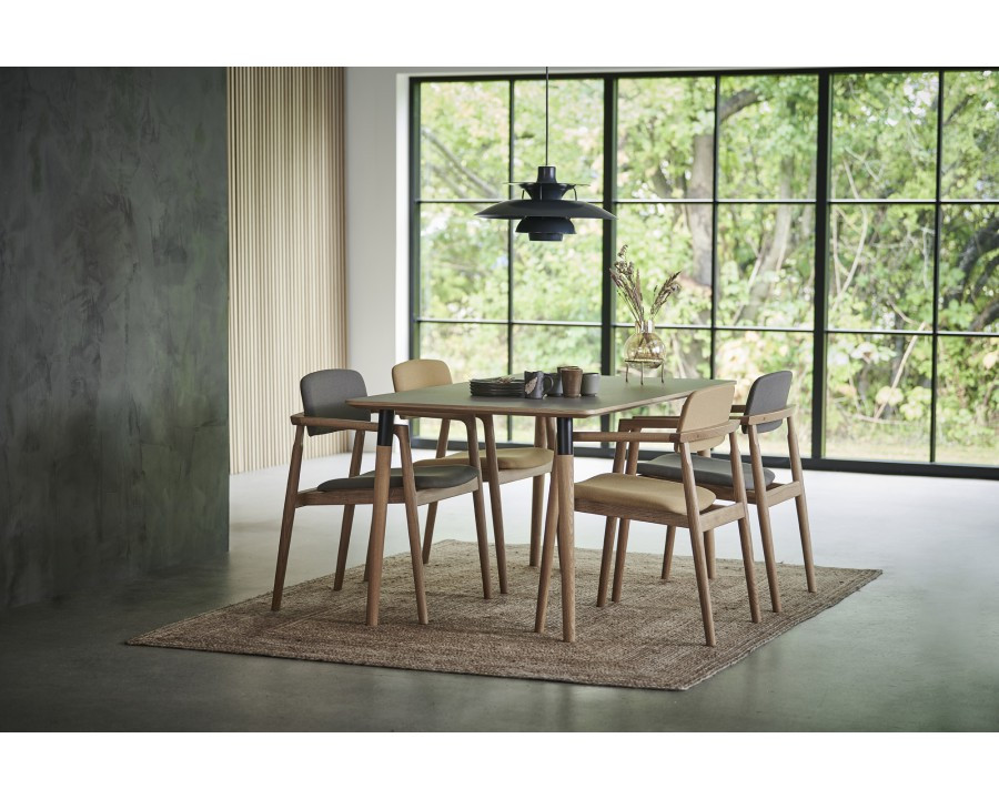 Farstrup Nobel 8905 Stof Spisebordstol med armlæn