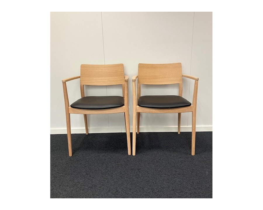 Spisestuestole M/Armlæn...