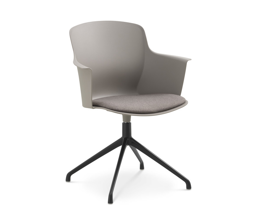 Mia spisebordsstol med polstret sæde og drejestel