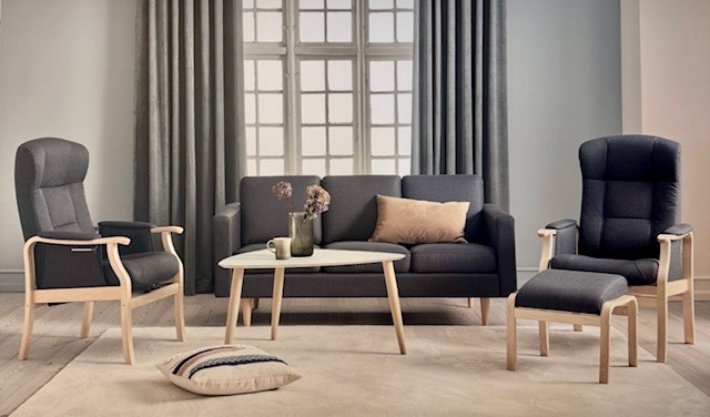 Solrød Otiumstol med elektrisk sædeløft