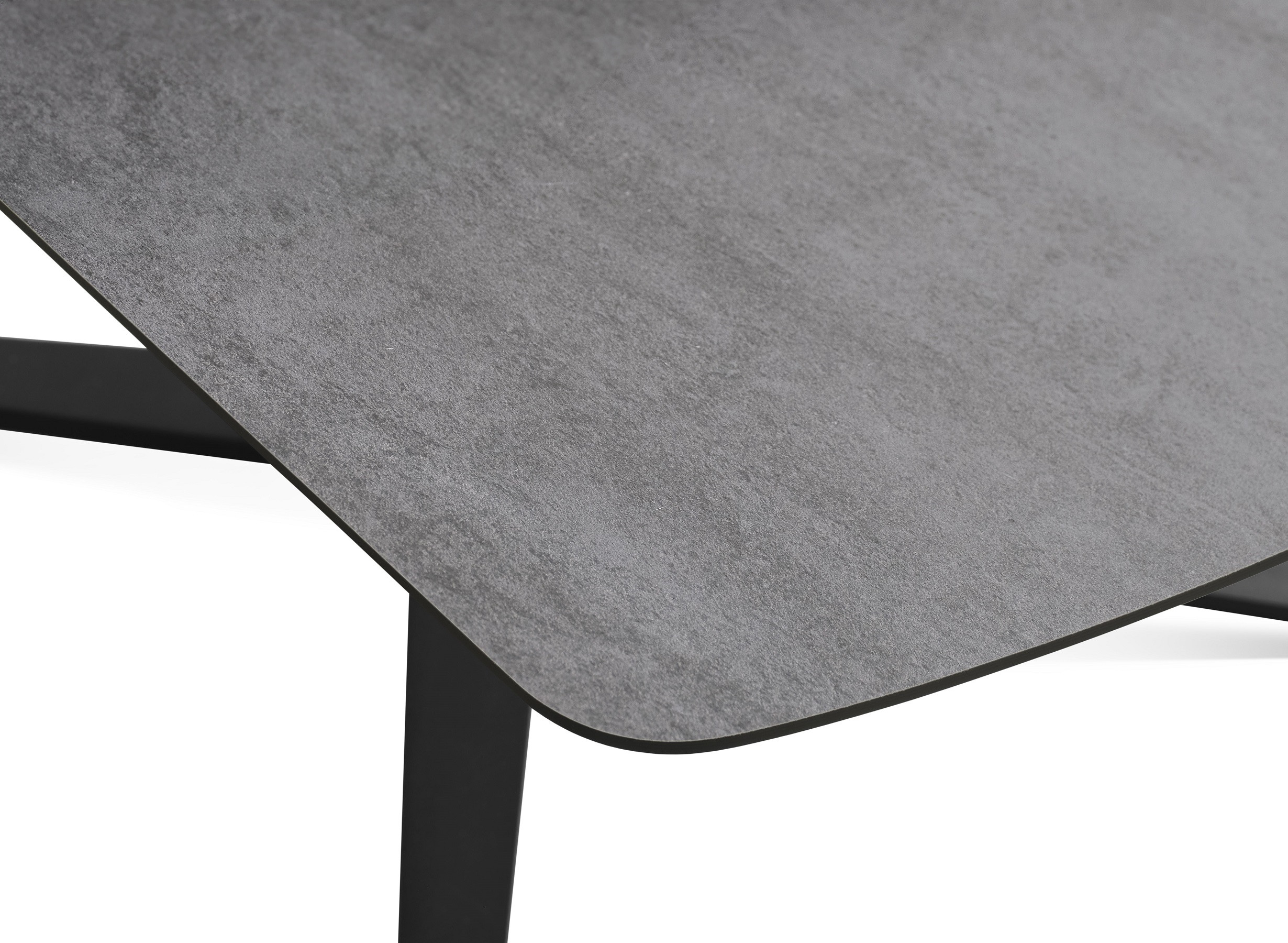 Aruba højdejusterbart sofabord – fleksibilitet og elegance i ét