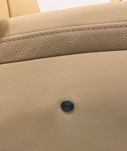 Ribe el-betjent hvilestol small med sædeløft Udstillingsmodel