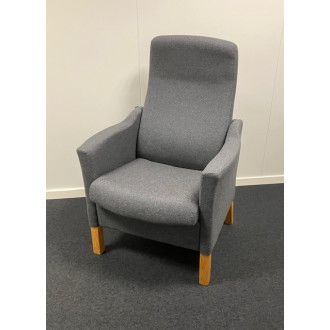 Milos hvilestol i grå stof Udstillingsmodel