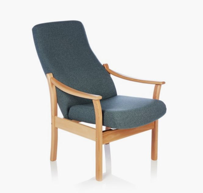 Rikke Slim Lænestol med nakkepude Udstillingsmodel