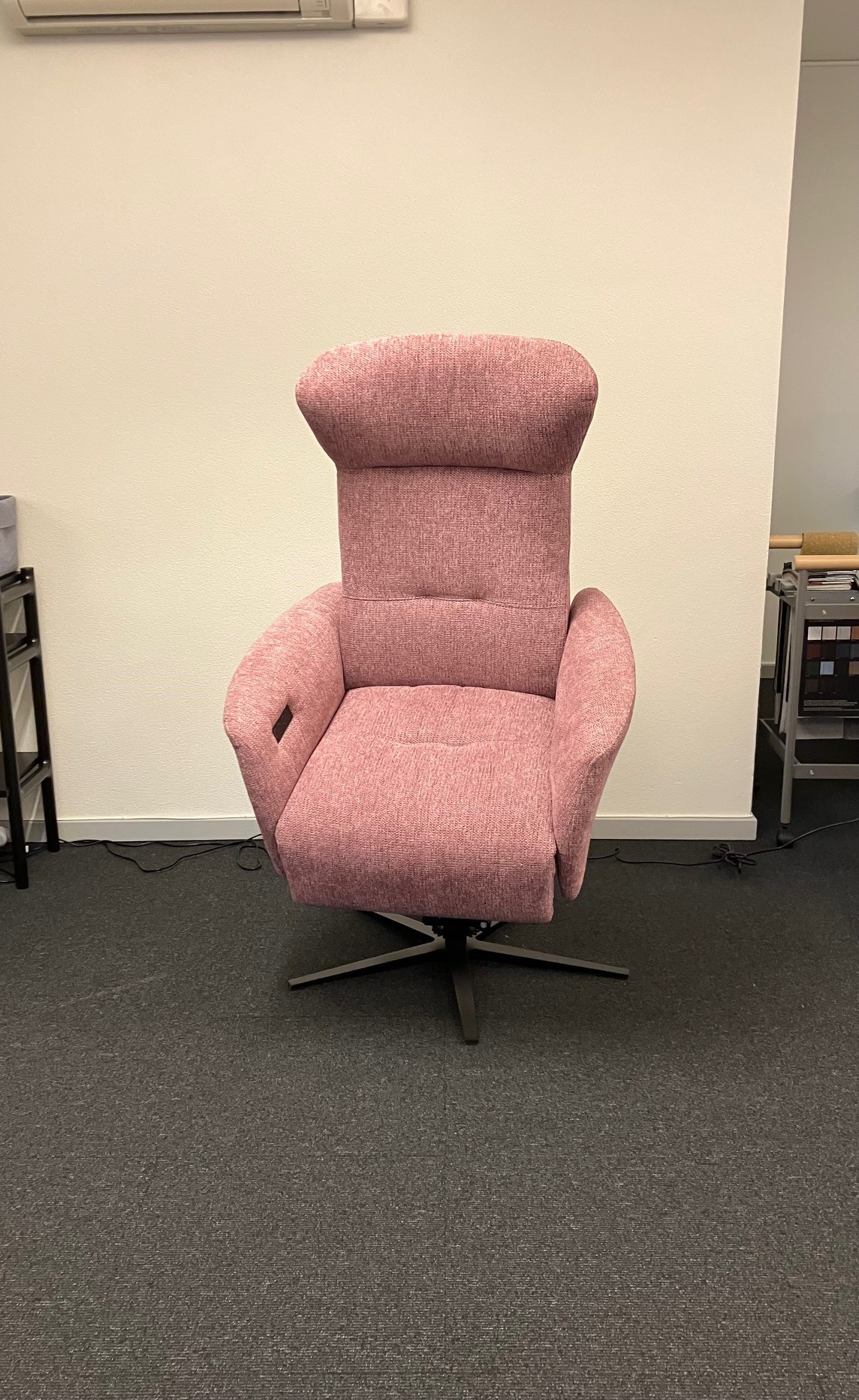 Odense el-betjent hvilestol small med sædeløftfunktion Udstillingsmodel