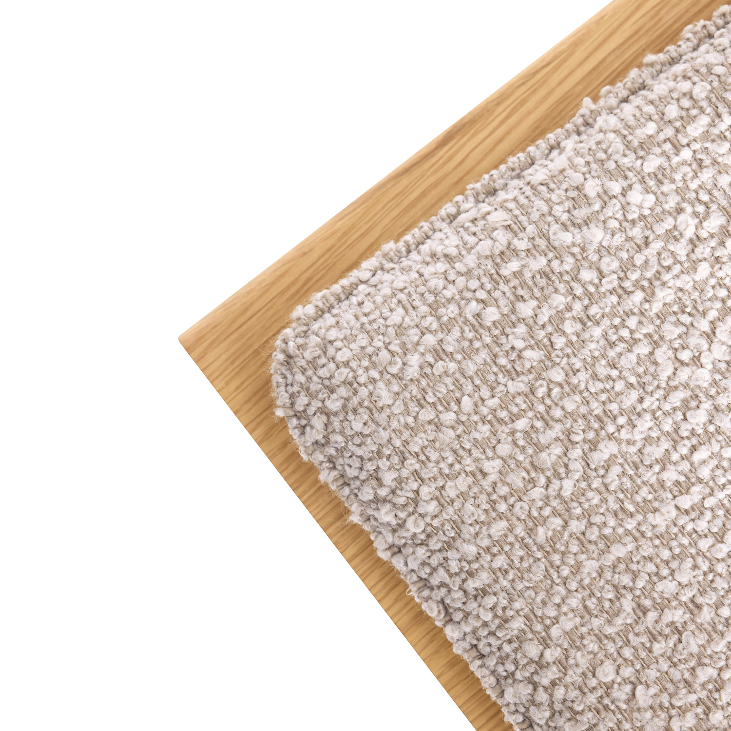 Layer bænk i FSC-certificeret træ med polstret sæde - natur