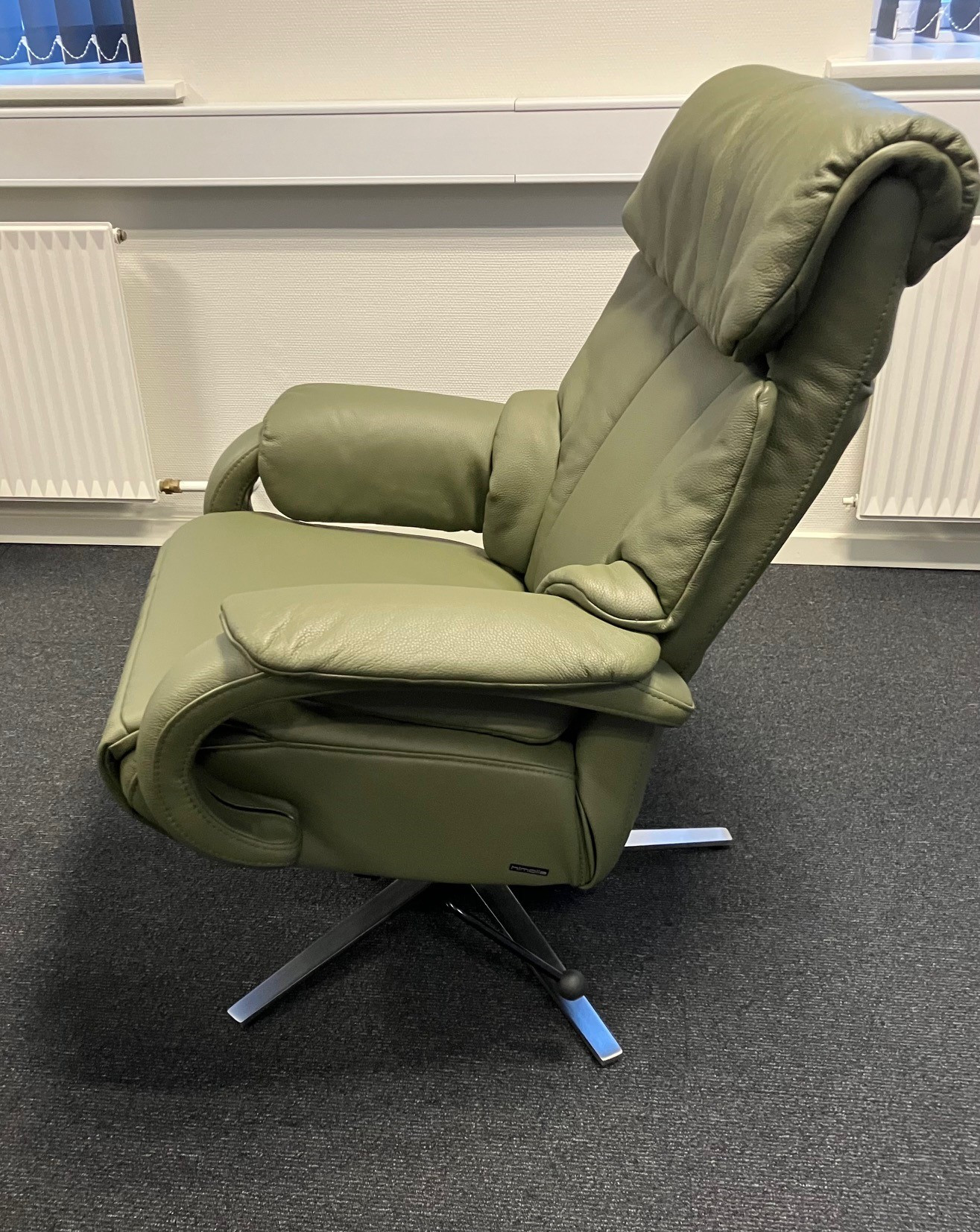 Liseleje manuel recliner hvilestol i læder, Udstillingsmodel