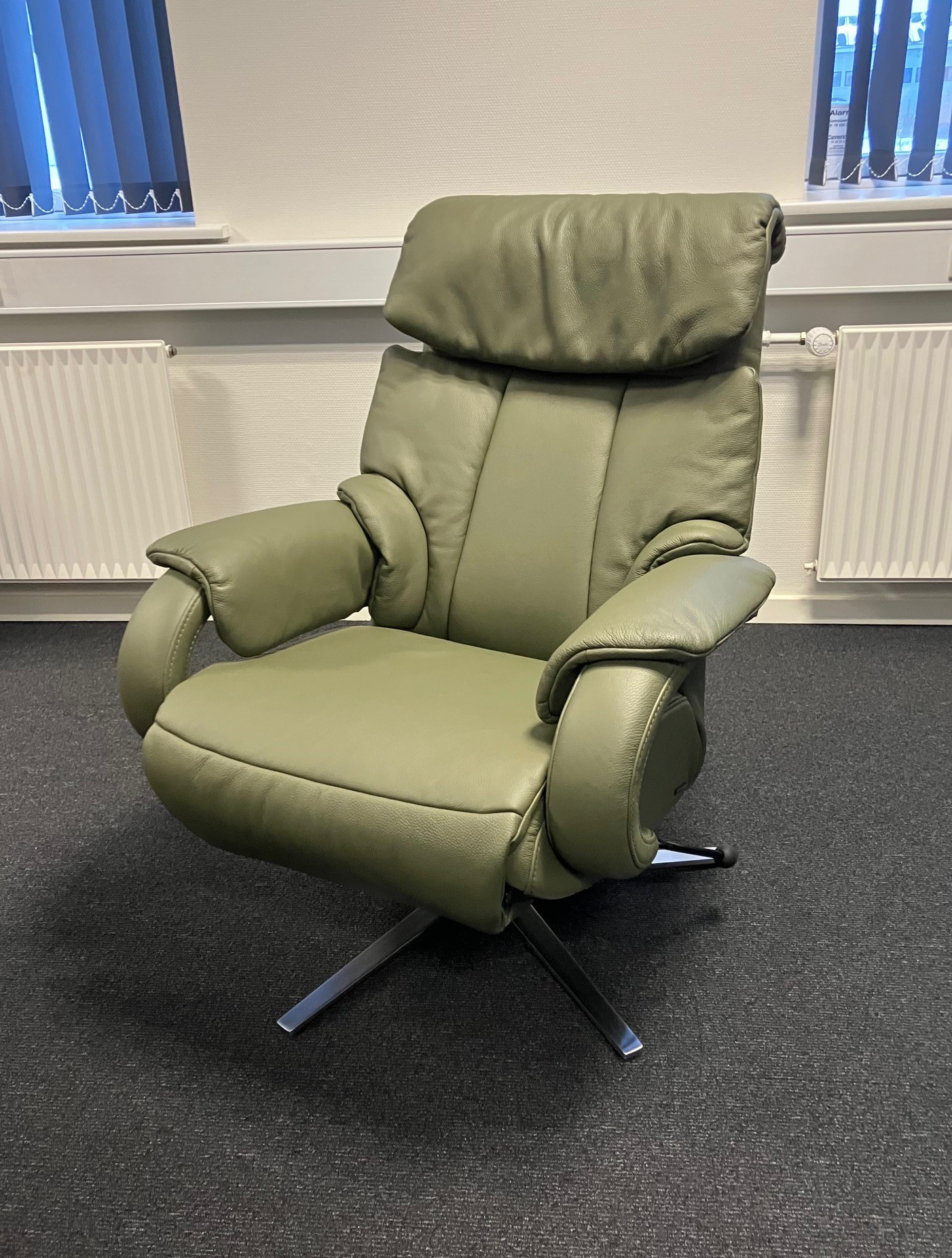 Liseleje manuel recliner hvilestol i læder, Udstillingsmodel