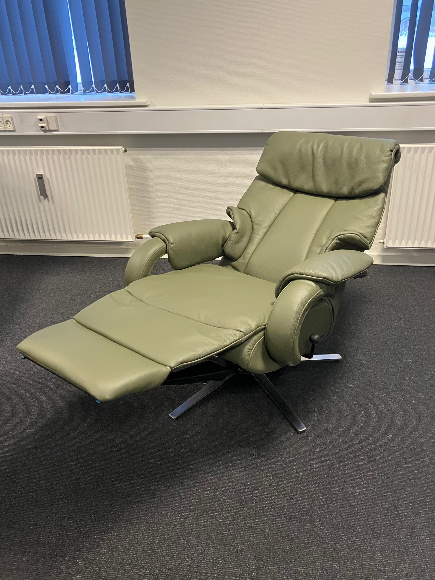 Liseleje manuel recliner hvilestol i læder, Udstillingsmodel