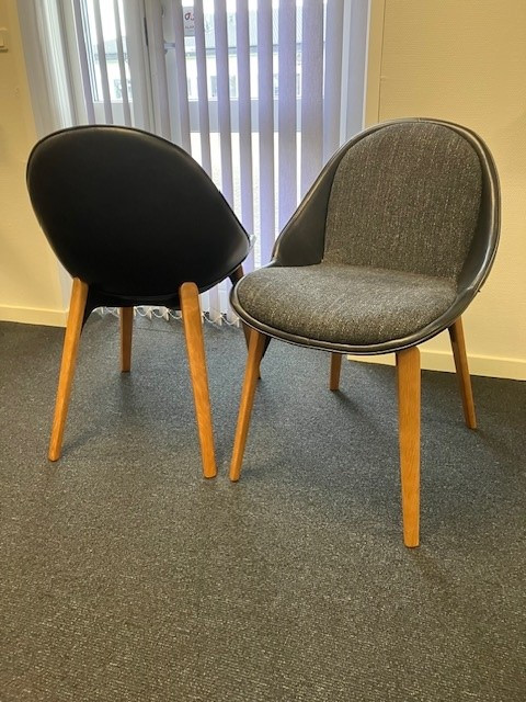 Arch spisestuestol i sort (2 stk. sætpris)