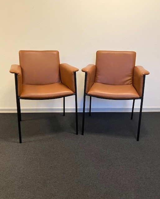 Vale spisestuestole i cognac (2 stk. sætpris)