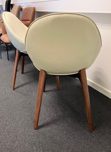 Arch spisestuestol i hvid (2 stk. sætpris)