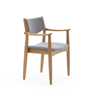 Helland Addi stol med armlæn | Stabelbar designklassiker