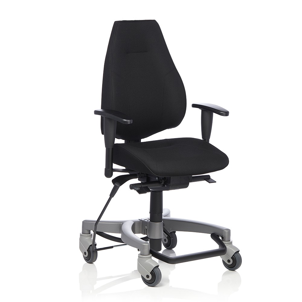 Moveon Large Rehab stol med armlæn og fodbøjle