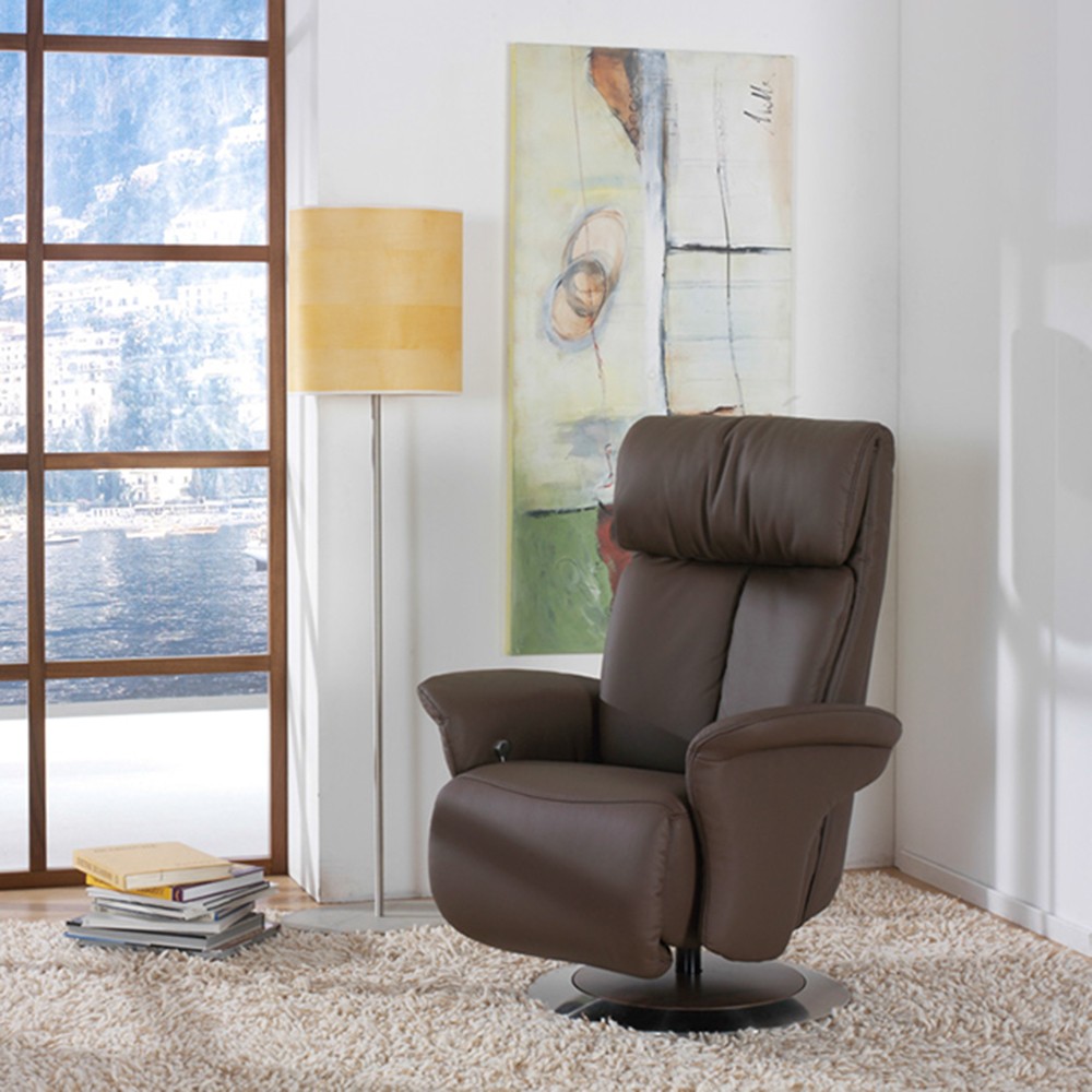 Hornbæk Otium Lænestol Large med drejefod og el-betjent lift